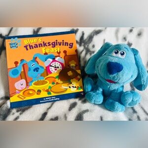 Blue's Clues-Blue 7” Plush Toy/Blue's Thanksgiving Feast Paperback Book (2001)